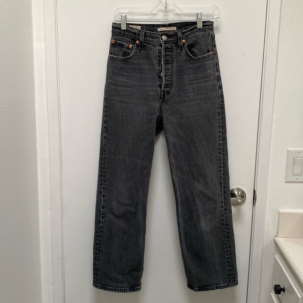 Levi’s Ribcage Straight Jeans Size 26